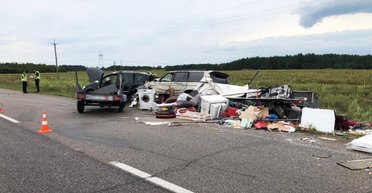 На Ровенщине произошло масштабное ДТП: среди пострадавших много детей (фото)