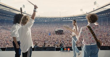 Топ-5 фильмов о рок-звездах. Элвис красуется, Моррисон буйствует, Элтон не ладит с отцом, Меркьюри творит