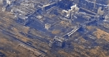 "Все цели уничтожены": ВСУ ударили по оккупантам на Авдеевском коксохиме французскими бомбами (видео)