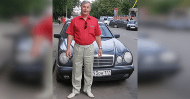 У Старобільську підірвали авто: загинув колаборант Чайка, — росЗМІ (фото, відео)