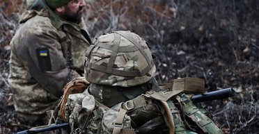 "Очень тяжелая позиция": генерал рассказал, нужно ли ВСУ удерживать плацдарм в Крынках