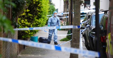 Оказался украинцем: задержан третий подозреваемый в поджоге дома Стармера