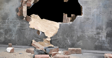 Такого не очікував ніхто: чоловік знайшов приховану кімнату із секретом у будинку дідуся