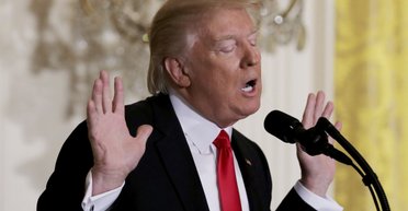 Один и не дома. Как сбывшаяся мечта Дональда Трампа превращается в мучение