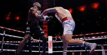 Усик може втратити пояс WBO без бою: з ким українця хочуть вивести на ринг