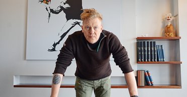 Экс-мэр Рейкьявика Йон Гнарр: два года я прожил с ощущением, что меня нарочно терроризируют