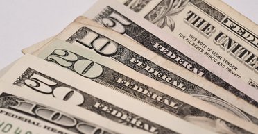 Україна у липні може отримати перші заморожені активи РФ: ЗМІ назвали суму траншу