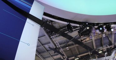 Космічний дрон PHASA-35 із сонячними батареями може змінити війну: як він працює