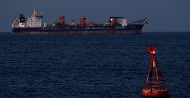 "Застряла в море": США разрешили продажу 140 миллионов баррелей иранской нефти, — Бессент