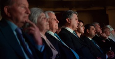 Совещательный голос. Как работают советники президента и сколько их может быть