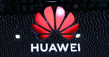 Китайський глухий кут: чому в США досі не можуть позбутися Huawei