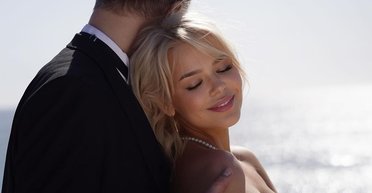 Аліна Гросу повернулася в Україну разом із чоловіком-росіянином