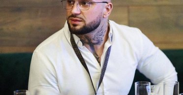 Влад Міцкевич, який заявив, що мав роман з Олею Поляковою зізнався, чи підтримують вони стосунки зараз (відео)