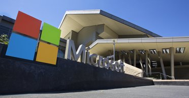 Через звезды к фермам. Как в Microsoft видят технологии будущего и безопасность через 10 лет