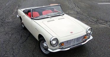 Миниатюрный раритет: одну из первых Honda продали на аукционе за $80 000 (фото)