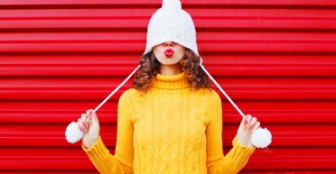 Модна осінь 2021: топ найактуальніших головних уборів сезону