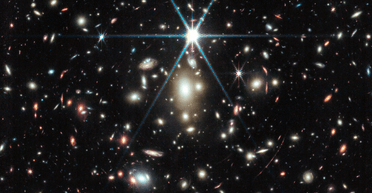 У мільйон разів яскравіше за Сонце: що стало відомо про найдальшу зірку у Всесвіті (фото)