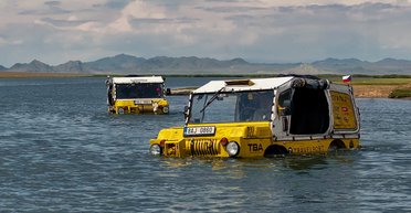Украинские внедорожники ЛуАЗ отправились в автопробег из Чехии в Монголию (видео)