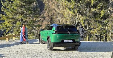 Изменился до неузнаваемости: новый Citroen C5 Aircross заметили на дорогах до премьеры (фото)