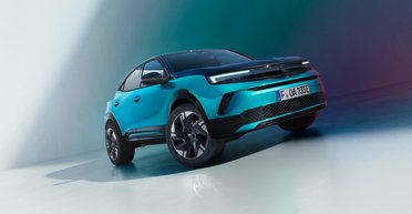 На украинский рынок выйдет доступный городской кроссовер Opel: подробности и цена (фото)