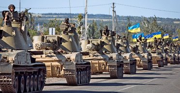 Строго по уставу. Новые законы позволяют сажать "уклонистов" и дезертиров на срок до пяти лет