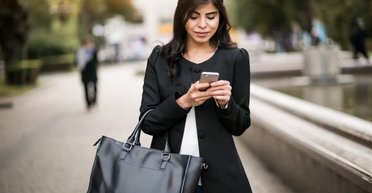 Які моделі сумок будуть в тренді весною 2024 (фото)