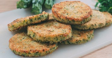 Как деруны, но из лука: как приготовить вкусное блюдо