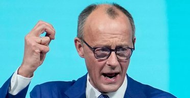 Путин приказывает осуществить "самые серьезные атаки": Украина на грани гуманитарного энергетического кризиса, — Мерц