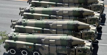 Контролируемый процесс: Пекин увеличивает свой ядерный арсенал при условном согласии США и РФ, – эксперт