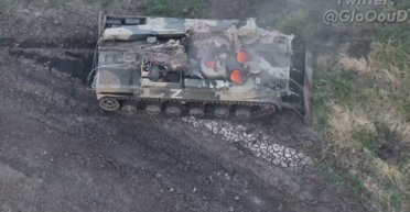 Сожгли "редкого зверя": ВСУ впервые показали уничтожение российской "БРЭМ-Л" (видео)