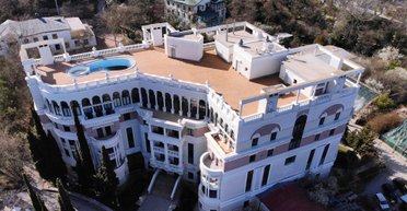 "Через принцип": окупанти анонсували конфіскацію квартири Зеленських у Криму