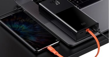 На випадок екстрених ситуацій: чи можна підключати інтернет-роутер до повербанка