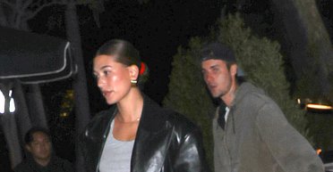 Гейлі та Джастін Бібер поцілувалися на публіці (фото)