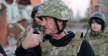 "Українці переможуть": Шон Пенн представив трейлер фільму про Україну (відео)