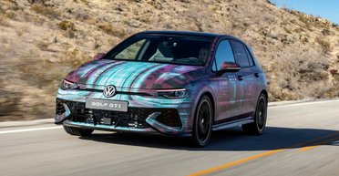 Самый экстремальный Volkswagen Golf показали за неделю до премьеры (фото)