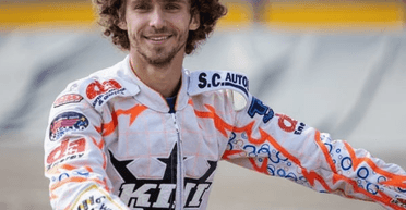 На Закарпатье прямо с вокзала ТЦК забрал вице-чемпиона Украины и отправил на полигон, — СМИ