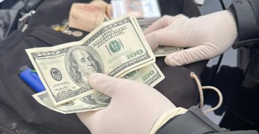 В Одесской области сотрудник ТЦК "продавал" повестки, которые "давали свободу" на 6 дней (фото)