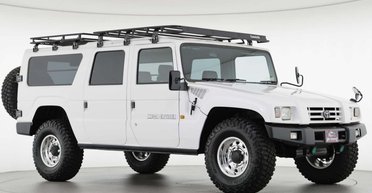 Японський Hummer: найбільший позашляховик Toyota виставили на продаж (фото)