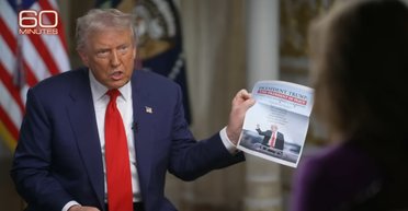 Трамп носит с собой бумажку с количеством войн, которые он завершил (видео)