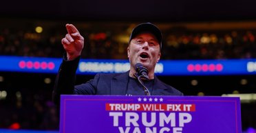 Илон Маск призвал закрыть "Голос Америки" и "Радио Свобода"