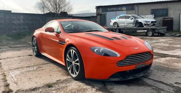 Эксклюзив из 2000-х: в Украину привезли раритетные британские суперкары без пробега (фото)