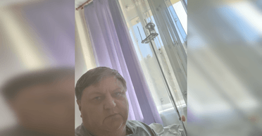 Тяжко поранили і вбили матір: на Львівщині напали на будинок викладача ЛНУ (фото)