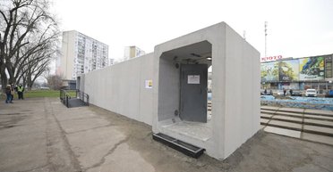 У Києві з'явилося перше мобільне укриття (фото)