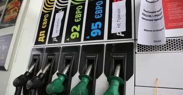 Дефіцит палива в Україні: що відбувається на АЗС і де можна заправити автомобіль