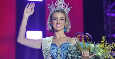 Обрано найкрасивішу дівчину на планеті: що відомо про 21-річну красуню (фото)