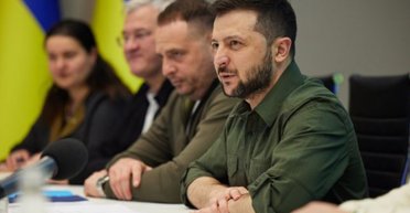 Зеленський знав, що Єрмак причетний до справи щодо корупції в енергетиці, — FT