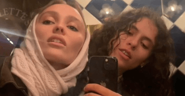 Доньку Джонні Деппа помітили на рідкісному побаченні з її дівчиною (фото)