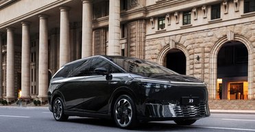 Запас хода двух десятков электрокаров проверили в реальных условиях: результаты удивили