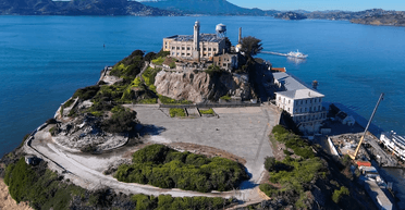 Тюрьму "Алькатрас" вновь откроют: Трамп издал приказ