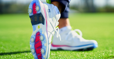 Мужчина купил кроссовки Nike в секонд-хенде и был шокирован их настоящей стоимостью (фото)